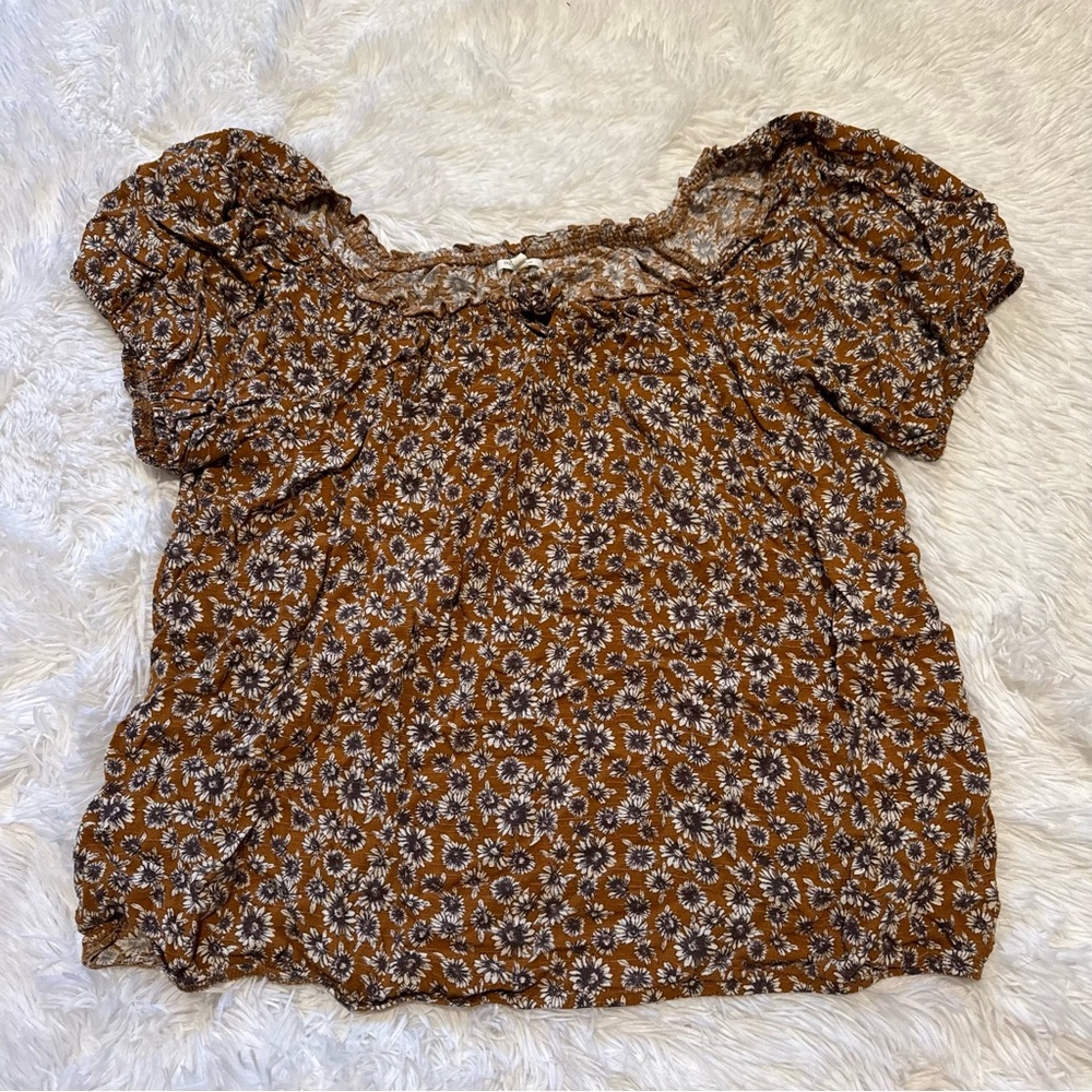 Maurice's Ditsy Floral Bubble Hem Top Size XL